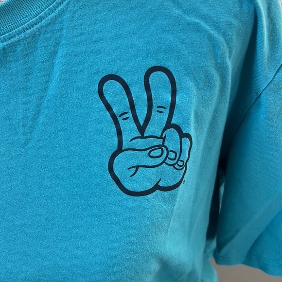 ✌️Dutch bros t-shirt 🎽 - Picture 2 of 7